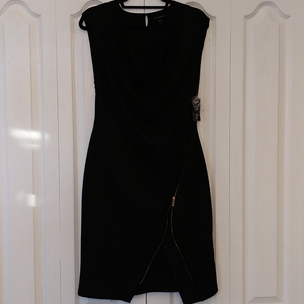 Metaphorl Sexy Cowl-neck, Black Dress, Front Zipper, Back Keyhole/ Zipper L - Picture 3 of 13